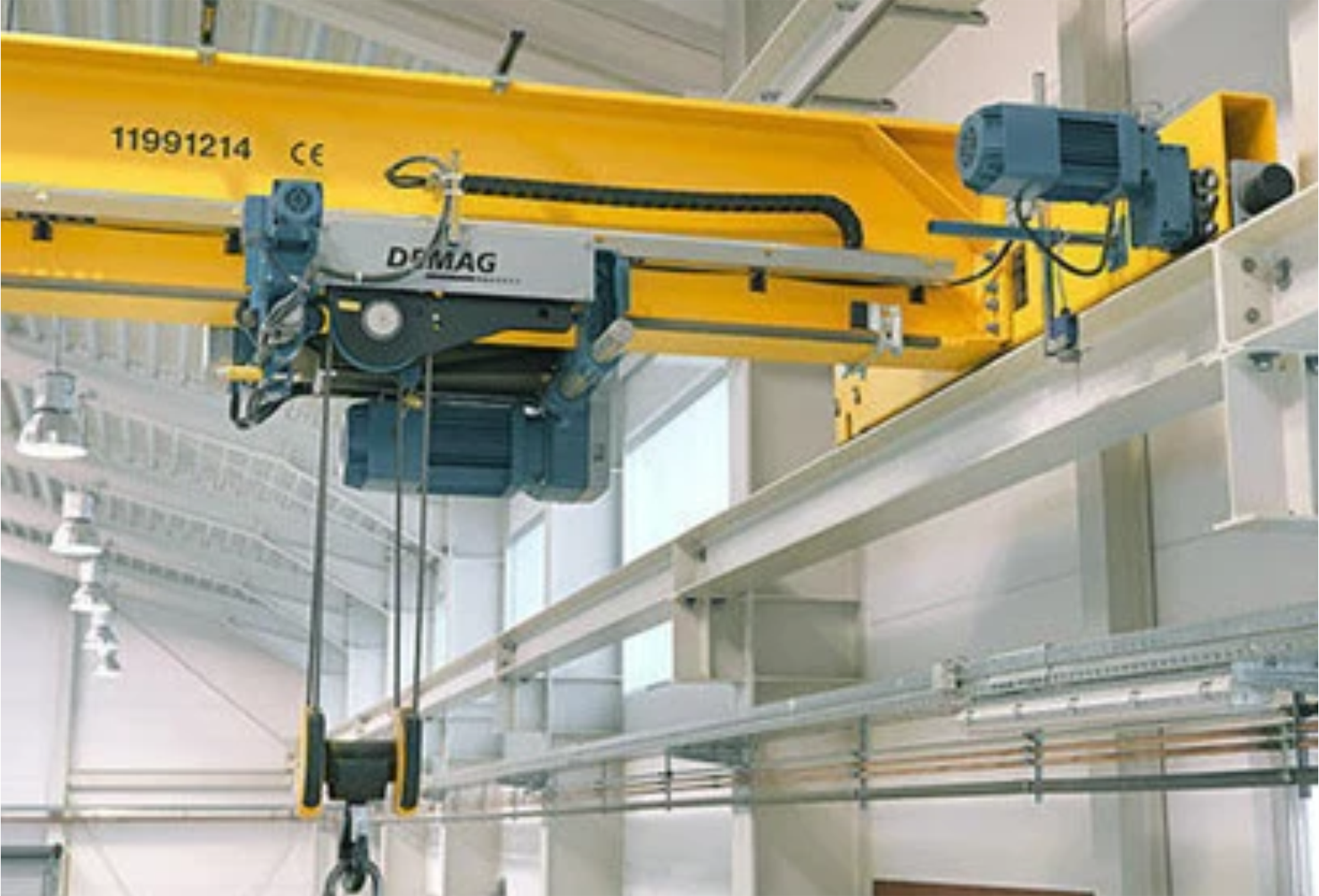 rangkaian hoist crane