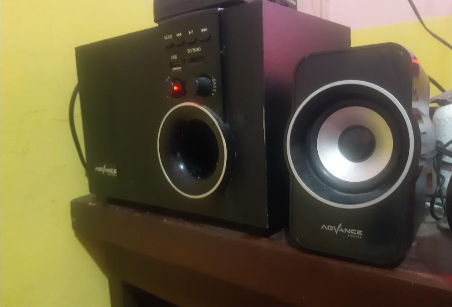 spesifikasi speaker advance m180bt